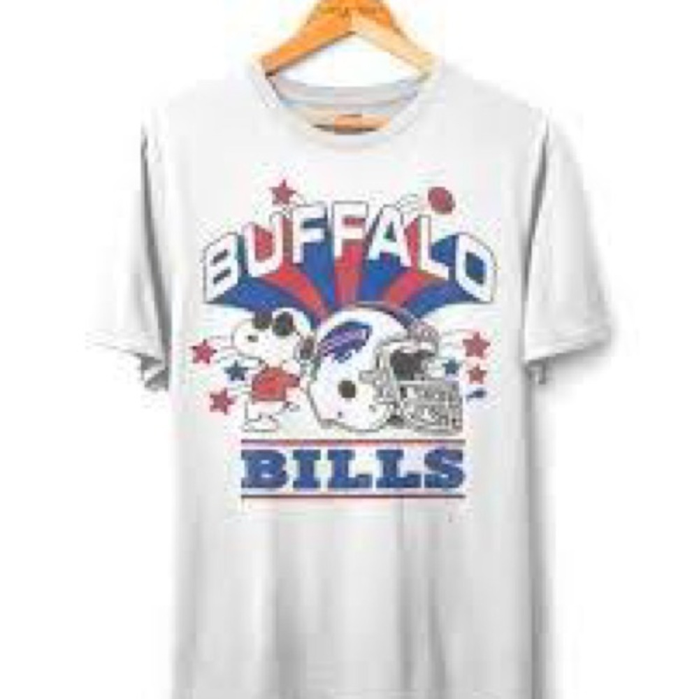 Buffalo Bills Graphic T-Shirt by JUNK FOOD snoopy theme